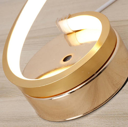 Sophisticated spiral lamp