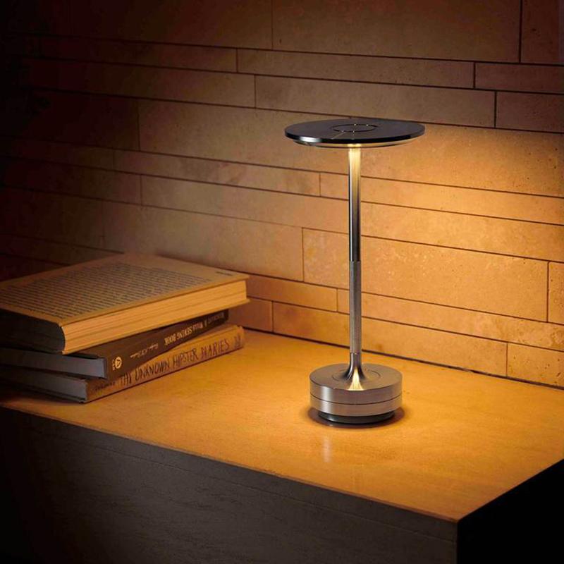 Sophisticated “pole” lamp with USB charging