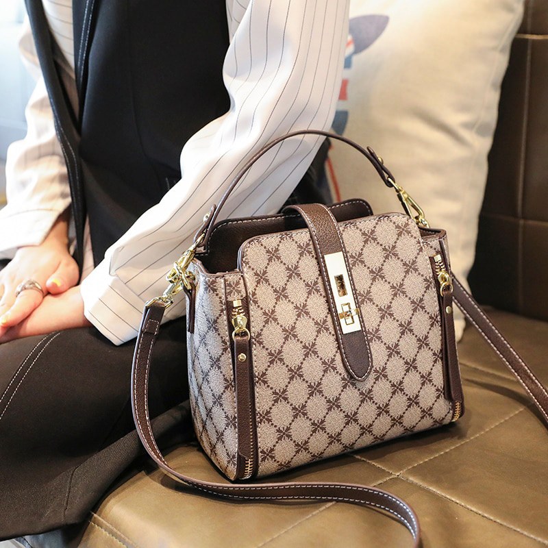 Luxury collection women's bag (model 25)
