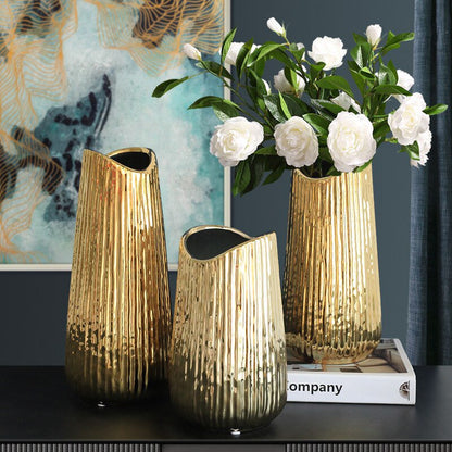 Sophisticated glass vase for plant 12