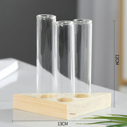 Anspruchsvolle Pflanzenvase aus Glas 4