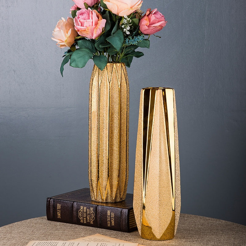 Sophisticated glass plant vase 11